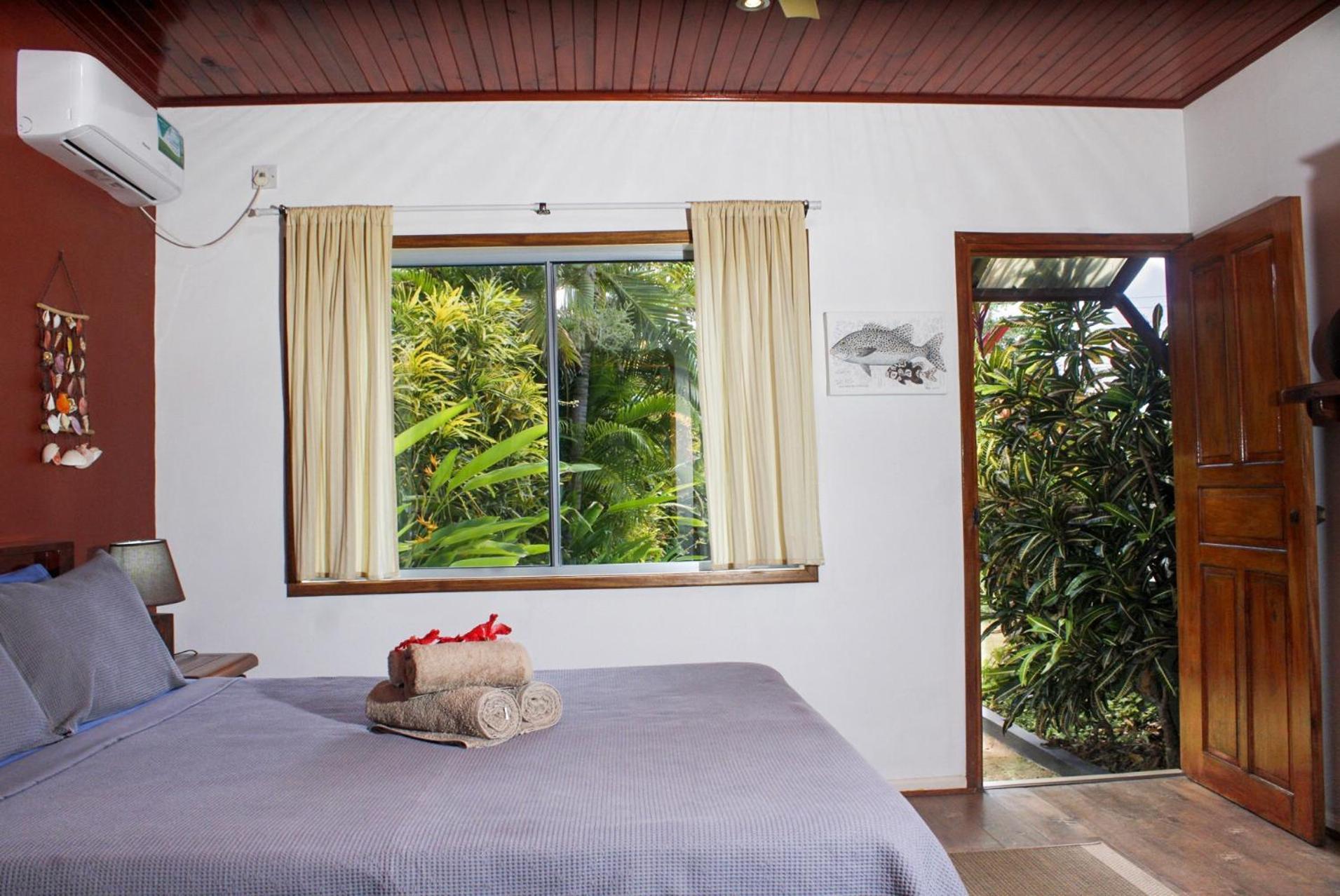 Nid'Aigle Lodge Baie Sainte Anne Bagian luar foto