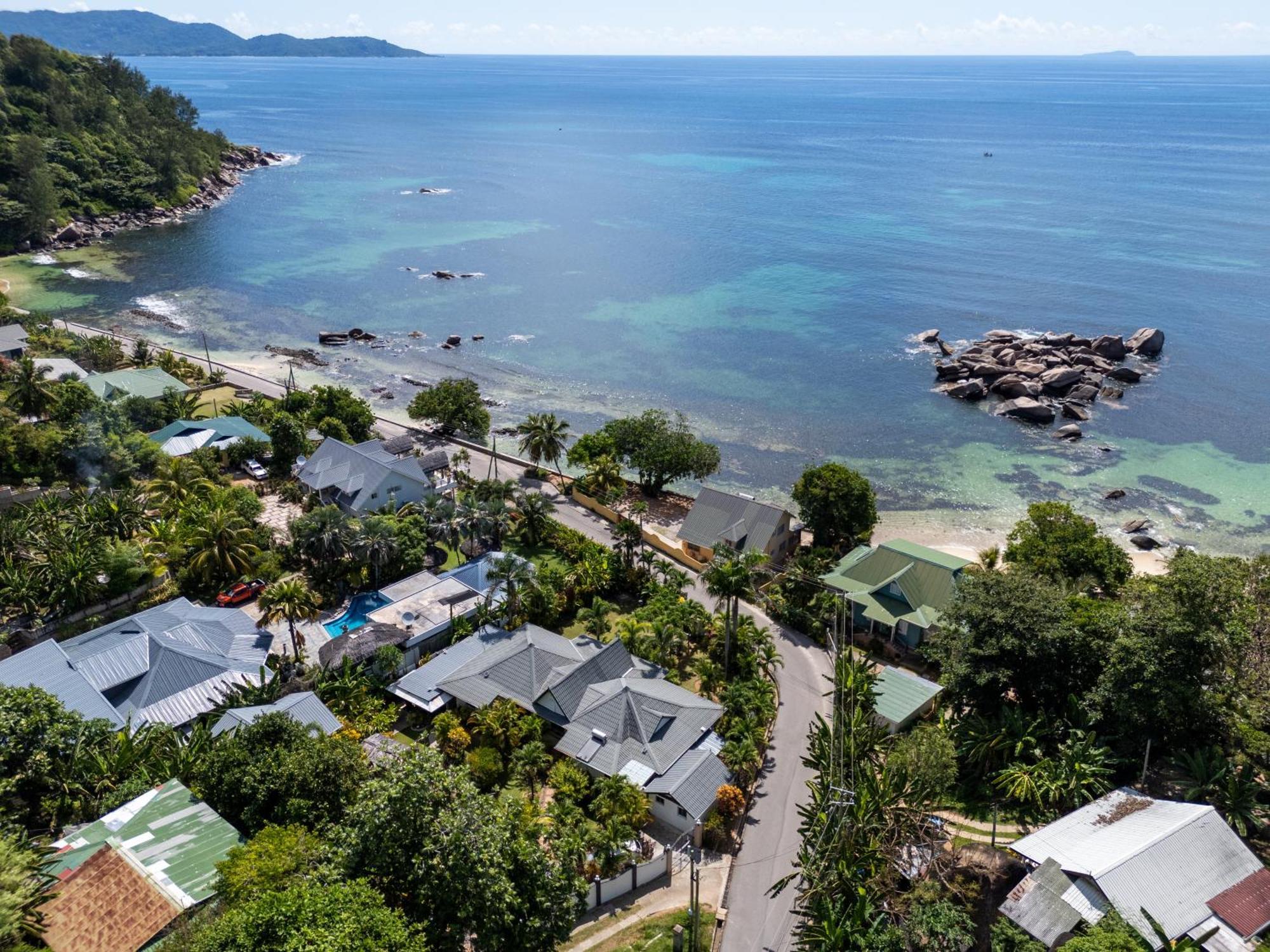 Nid'Aigle Lodge Baie Sainte Anne Bagian luar foto