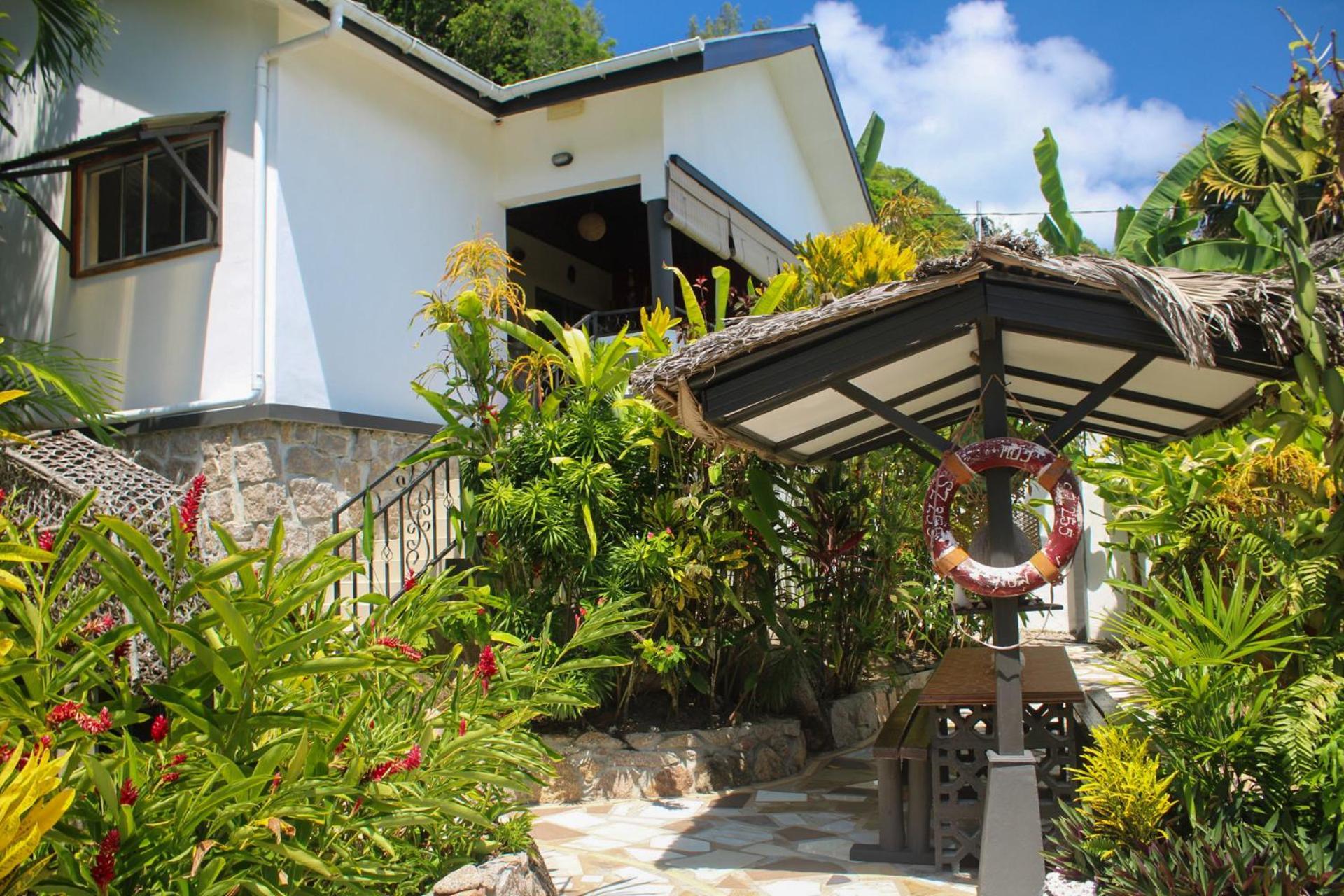 Nid'Aigle Lodge Baie Sainte Anne Bagian luar foto