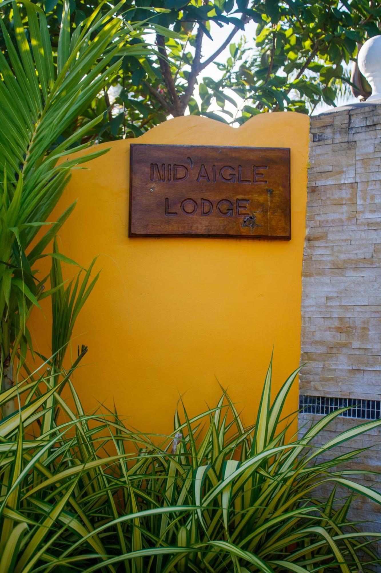 Nid'Aigle Lodge Baie Sainte Anne Bagian luar foto